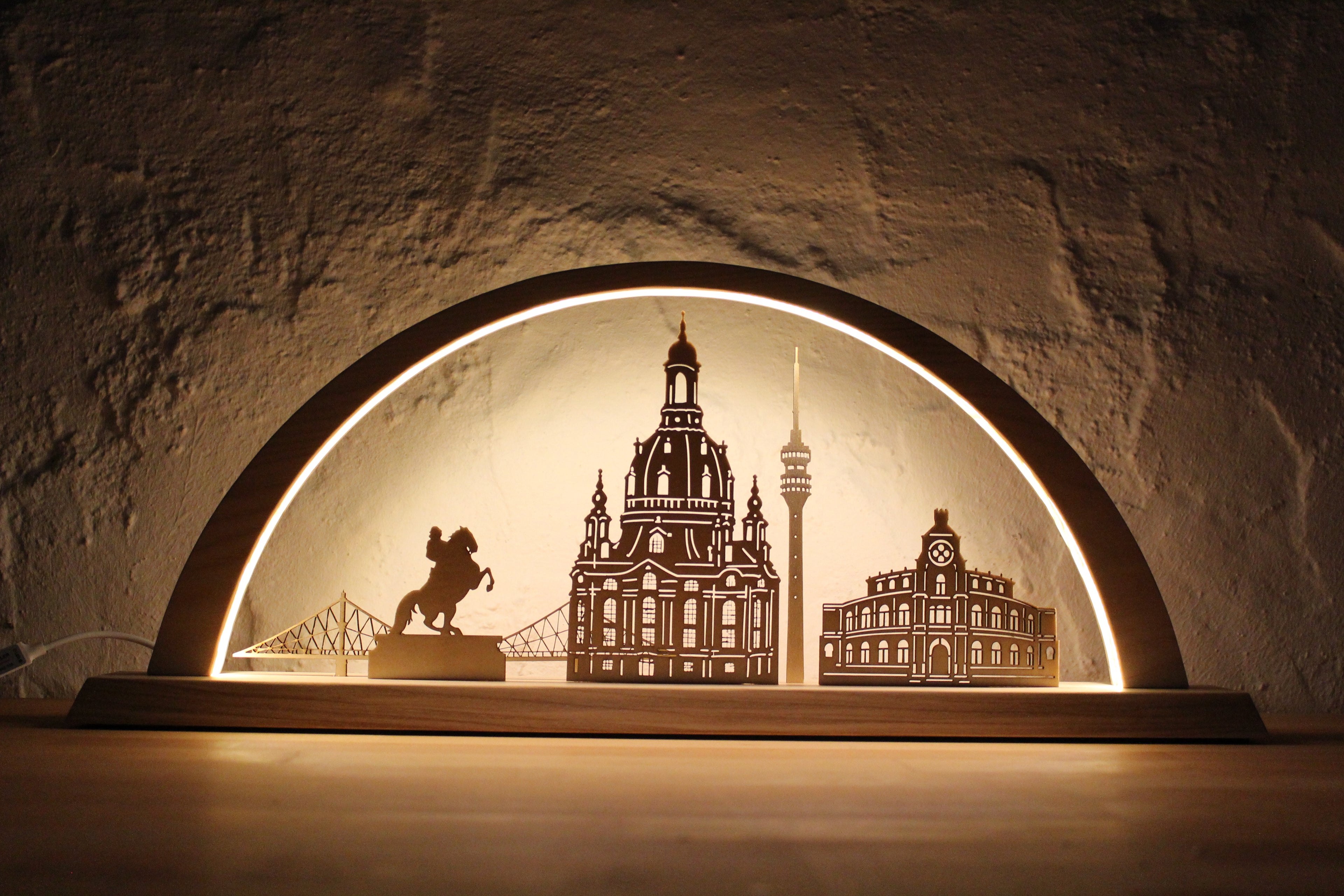 Dresden Light Schwippbogen